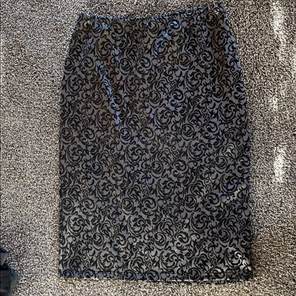 Flattering pencil skirt